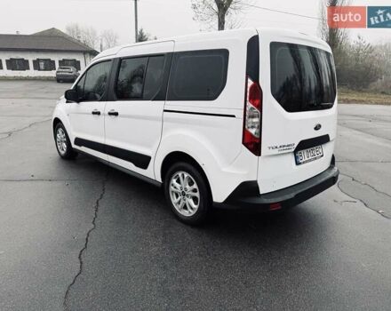 Белый Форд Турнео Коннект, объемом двигателя 1.5 л и пробегом 181 тыс. км за 16900 $, фото 2 на Automoto.ua