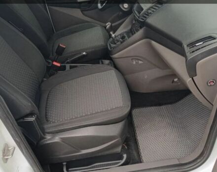 Форд Турнео Коннект 2019 в Мукачеве на Automoto.ua Белый Форд Турнео Коннект, объемом двигателя 1.5 л и пробегом 153 тыс. км за 17000 $, фото 5 на Automoto.ua