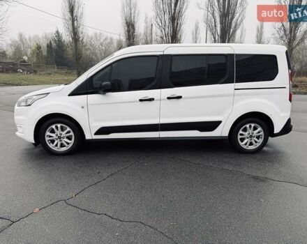 Белый Форд Турнео Коннект, объемом двигателя 1.5 л и пробегом 181 тыс. км за 16900 $, фото 1 на Automoto.ua