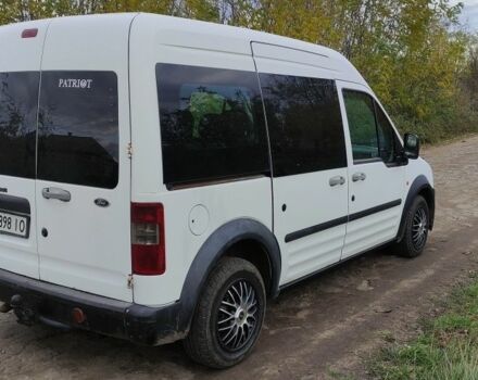 Белый Форд Турнео Коннект, объемом двигателя 1.8 л и пробегом 300 тыс. км за 3800 $, фото 3 на Automoto.ua