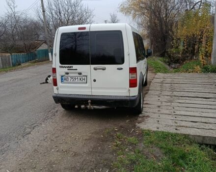 Белый Форд Турнео Коннект, объемом двигателя 1.8 л и пробегом 210 тыс. км за 3800 $, фото 2 на Automoto.ua