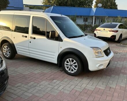 Белый Форд Турнео Коннект, объемом двигателя 1.8 л и пробегом 216 тыс. км за 5800 $, фото 4 на Automoto.ua