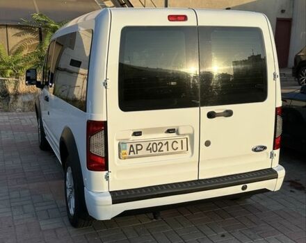 Белый Форд Турнео Коннект, объемом двигателя 1.8 л и пробегом 216 тыс. км за 5599 $, фото 6 на Automoto.ua