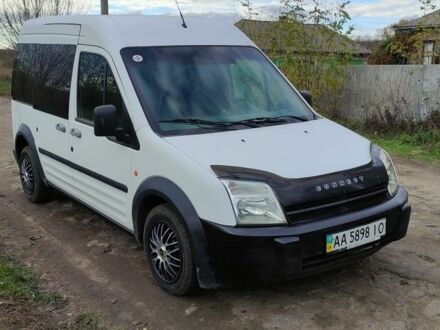 Форд Турнео Коннект 2003 в Первомайск на Automoto.ua Белый Форд Турнео Коннект, объемом двигателя 1.8 л и пробегом 300 тыс. км за 3800 $, фото 1 на Automoto.ua