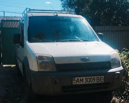 Белый Форд Турнео Коннект, объемом двигателя 0 л и пробегом 221 тыс. км за 4500 $, фото 1 на Automoto.ua