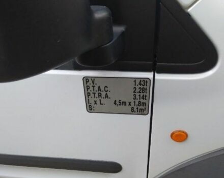 Білий Форд Турнео Коннект, об'ємом двигуна 1.8 л та пробігом 260 тис. км за 4000 $, фото 1 на Automoto.ua