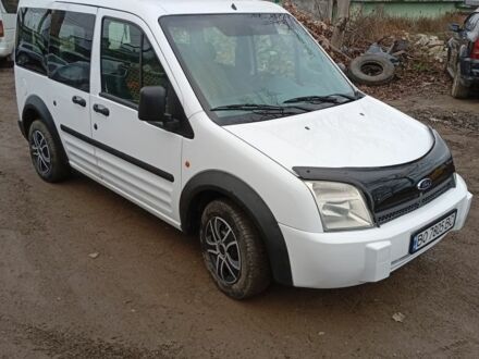 Белый Форд Турнео Коннект, объемом двигателя 1.8 л и пробегом 230 тыс. км за 4600 $, фото 1 на Automoto.ua