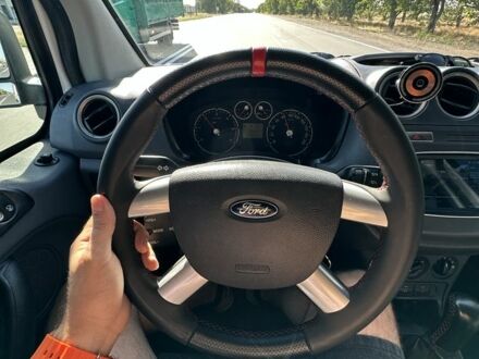 Белый Форд Турнео Коннект, объемом двигателя 1.8 л и пробегом 316 тыс. км за 5400 $, фото 1 на Automoto.ua