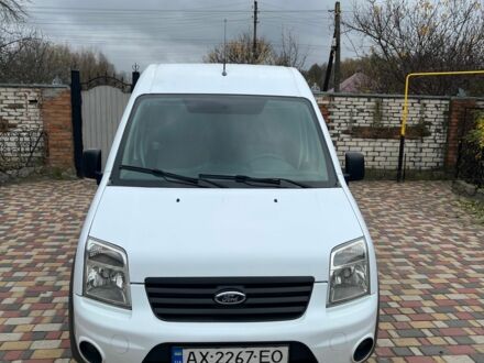 Белый Форд Турнео Коннект, объемом двигателя 1.8 л и пробегом 235 тыс. км за 5200 $, фото 1 на Automoto.ua