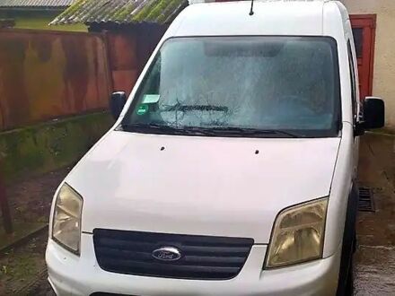 Белый Форд Турнео Коннект, объемом двигателя 0 л и пробегом 300 тыс. км за 3800 $, фото 1 на Automoto.ua