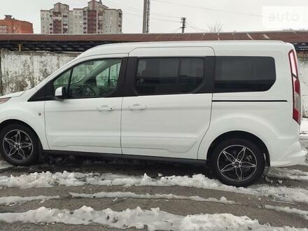 Форд Турнео Коннект 2017 в Сумах на Automoto.ua Белый Форд Турнео Коннект, объемом двигателя 2.5 л и пробегом 134 тыс. км за 17300 $, фото 1 на Automoto.ua