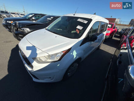 Белый Форд Турнео Коннект, объемом двигателя 2 л и пробегом 190 тыс. км за 10000 $, фото 1 на Automoto.ua