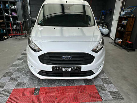 Белый Форд Турнео Коннект, объемом двигателя 1.5 л и пробегом 23 тыс. км за 19446 $, фото 1 на Automoto.ua