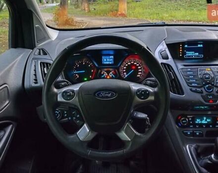 Черный Форд Турнео Коннект, объемом двигателя 1.6 л и пробегом 216 тыс. км за 11999 $, фото 18 на Automoto.ua