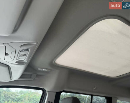Черный Форд Турнео Коннект, объемом двигателя 1.6 л и пробегом 271 тыс. км за 10000 $, фото 9 на Automoto.ua