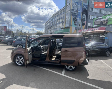 Форд Турнео Коннект 2014 в Киеве на Automoto.ua Коричневый Форд Турнео Коннект, объемом двигателя 1.6 л и пробегом 244 тыс. км за 12800 $, фото 16 на Automoto.ua