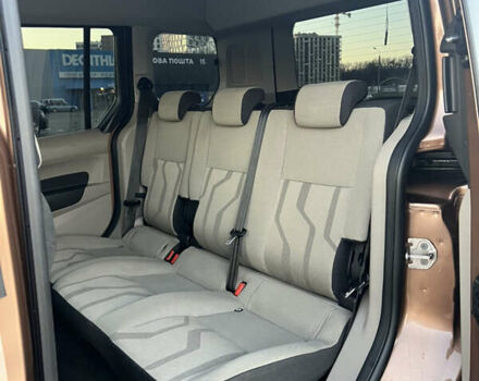 Коричневый Форд Турнео Коннект, объемом двигателя 0 л и пробегом 245 тыс. км за 12300 $, фото 18 на Automoto.ua