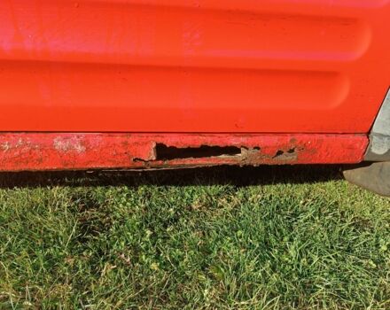 Красный Форд Турнео Коннект, объемом двигателя 0 л и пробегом 284 тыс. км за 4083 $, фото 1 на Automoto.ua