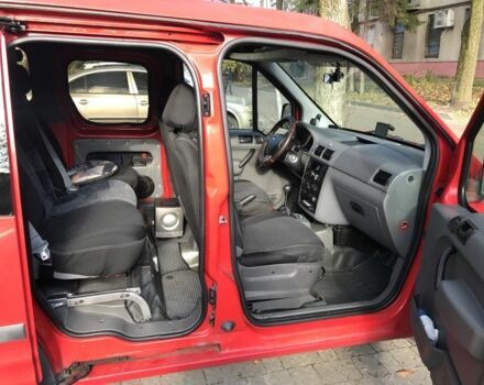 Червоний Форд Турнео Коннект, об'ємом двигуна 1.8 л та пробігом 239 тис. км за 3700 $, фото 1 на Automoto.ua