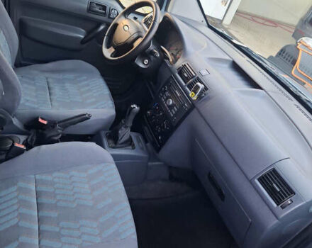 Форд Турнео Коннект, объемом двигателя 1.8 л и пробегом 267 тыс. км за 5500 $, фото 11 на Automoto.ua