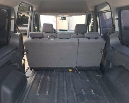 Форд Турнео Коннект, объемом двигателя 1.8 л и пробегом 267 тыс. км за 5500 $, фото 8 на Automoto.ua