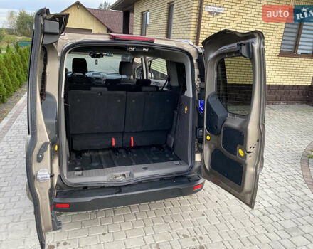 Форд Турнео Коннект, объемом двигателя 1.5 л и пробегом 141 тыс. км за 19099 $, фото 27 на Automoto.ua