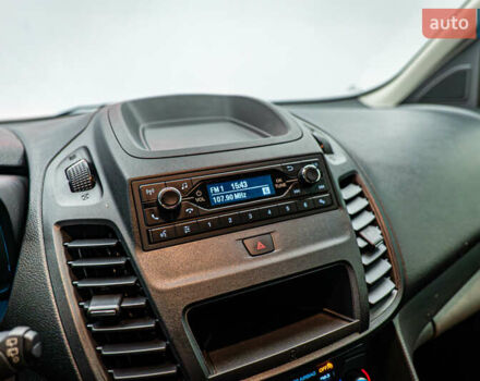 Форд Турнео Коннект, объемом двигателя 1.5 л и пробегом 84 тыс. км за 16292 $, фото 15 на Automoto.ua