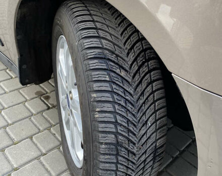 Форд Турнео Коннект, объемом двигателя 1.5 л и пробегом 141 тыс. км за 19099 $, фото 17 на Automoto.ua