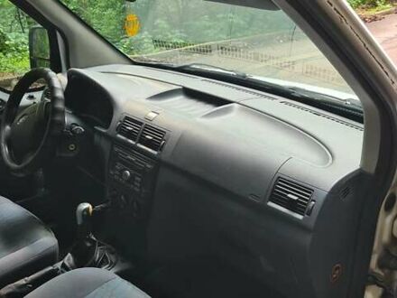 Форд Турнео Коннект 2008 у Києві на Automoto.ua Форд Турнео Коннект, об'ємом двигуна 1.8 л та пробігом 220 тис. км за 4250 $, фото 1 на Automoto.ua