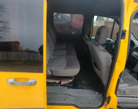 Желтый Форд Турнео Коннект, объемом двигателя 0 л и пробегом 403 тыс. км за 2600 $, фото 12 на Automoto.ua