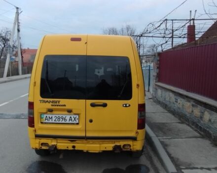 Желтый Форд Турнео Коннект, объемом двигателя 0 л и пробегом 403 тыс. км за 2600 $, фото 3 на Automoto.ua