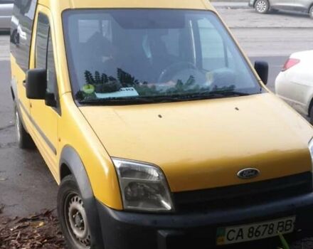 Желтый Форд Турнео Коннект, объемом двигателя 1.8 л и пробегом 424 тыс. км за 4500 $, фото 5 на Automoto.ua