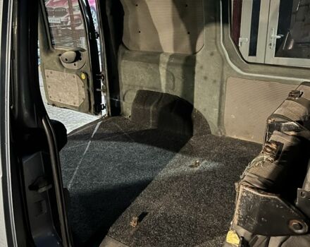 Серый Форд Турнео Коннект, объемом двигателя 1.8 л и пробегом 315 тыс. км за 4200 $, фото 9 на Automoto.ua