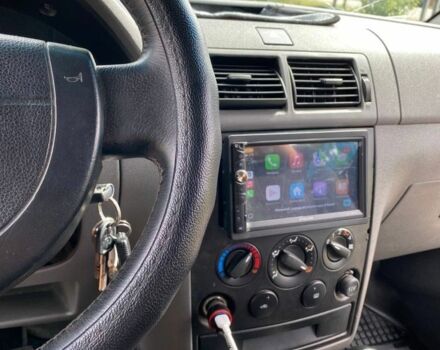 Серый Форд Турнео Коннект, объемом двигателя 1.8 л и пробегом 315 тыс. км за 4200 $, фото 5 на Automoto.ua