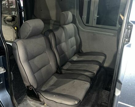 Серый Форд Турнео Коннект, объемом двигателя 1.8 л и пробегом 315 тыс. км за 4200 $, фото 7 на Automoto.ua