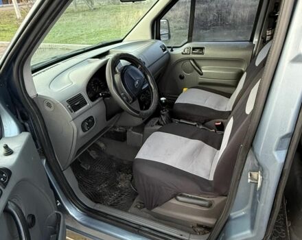 Серый Форд Турнео Коннект, объемом двигателя 1.8 л и пробегом 230 тыс. км за 3700 $, фото 6 на Automoto.ua