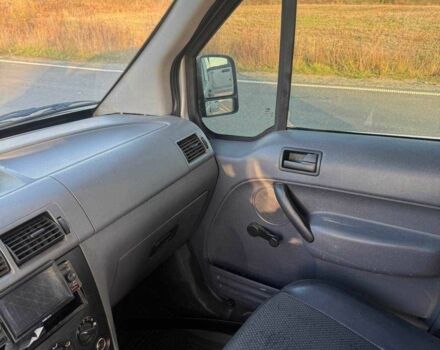 Серый Форд Турнео Коннект, объемом двигателя 1.8 л и пробегом 200 тыс. км за 2300 $, фото 10 на Automoto.ua