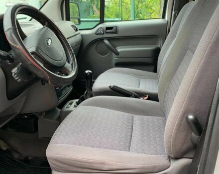 Серый Форд Турнео Коннект, объемом двигателя 1.8 л и пробегом 153 тыс. км за 4500 $, фото 1 на Automoto.ua