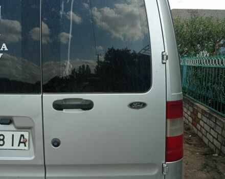 Серый Форд Турнео Коннект, объемом двигателя 1 л и пробегом 230 тыс. км за 6000 $, фото 2 на Automoto.ua