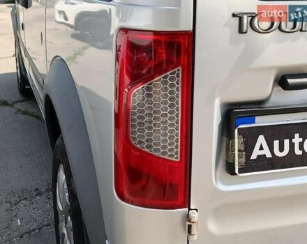 Сірий Форд Турнео Коннект, об'ємом двигуна 1.7 л та пробігом 188 тис. км за 9600 $, фото 8 на Automoto.ua