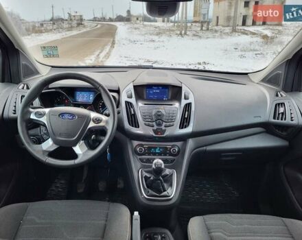 Сірий Форд Турнео Коннект, об'ємом двигуна 1.56 л та пробігом 158 тис. км за 12500 $, фото 19 на Automoto.ua