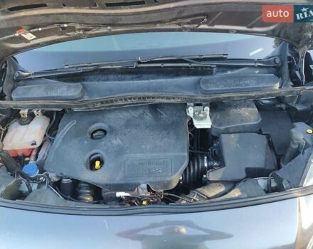 Сірий Форд Турнео Коннект, об'ємом двигуна 1.6 л та пробігом 290 тис. км за 7500 $, фото 28 на Automoto.ua