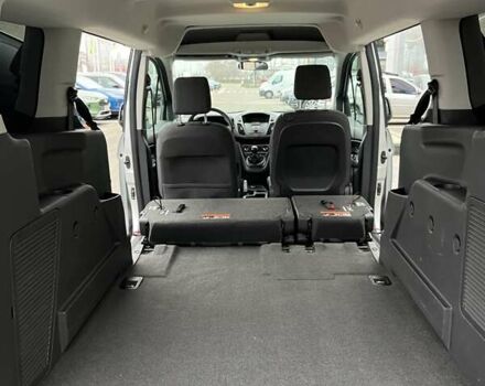 Сірий Форд Турнео Коннект, об'ємом двигуна 1.56 л та пробігом 58 тис. км за 14979 $, фото 16 на Automoto.ua