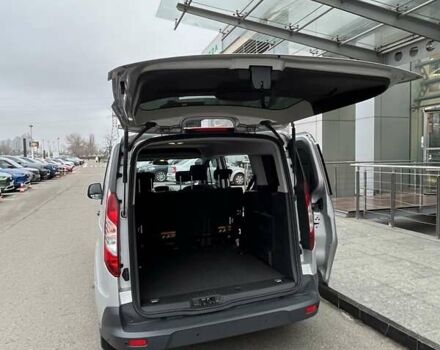 Сірий Форд Турнео Коннект, об'ємом двигуна 1.56 л та пробігом 58 тис. км за 14979 $, фото 14 на Automoto.ua