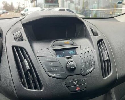 Сірий Форд Турнео Коннект, об'ємом двигуна 1.56 л та пробігом 58 тис. км за 14979 $, фото 31 на Automoto.ua