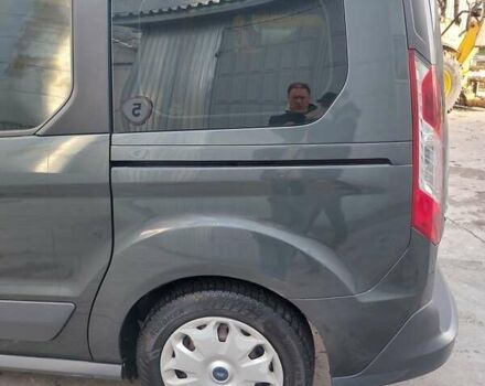 Серый Форд Турнео Коннект, объемом двигателя 1.56 л и пробегом 275 тыс. км за 10500 $, фото 9 на Automoto.ua