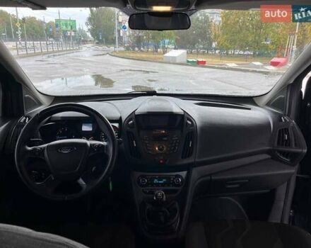 Серый Форд Турнео Коннект, объемом двигателя 1.6 л и пробегом 190 тыс. км за 12799 $, фото 6 на Automoto.ua