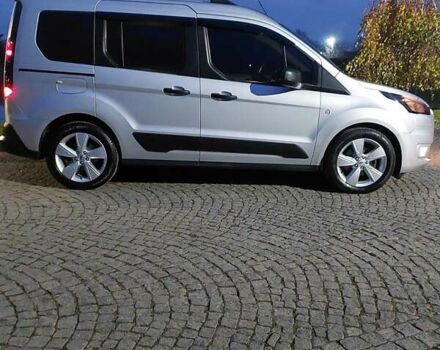 Серый Форд Турнео Коннект, объемом двигателя 1.5 л и пробегом 236 тыс. км за 20500 $, фото 15 на Automoto.ua