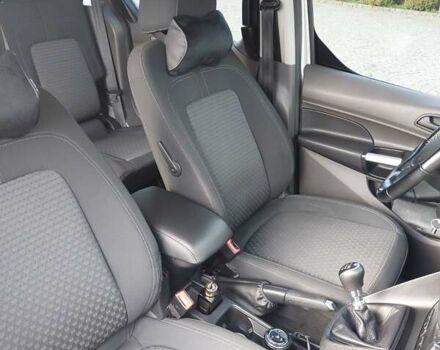 Серый Форд Турнео Коннект, объемом двигателя 1.5 л и пробегом 236 тыс. км за 20500 $, фото 52 на Automoto.ua