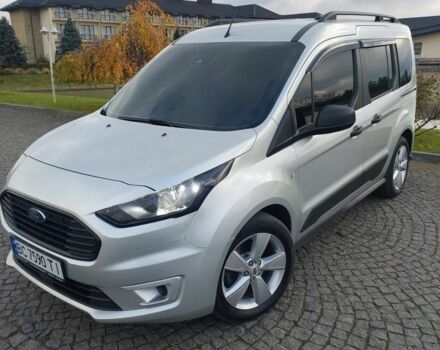 Серый Форд Турнео Коннект, объемом двигателя 1.5 л и пробегом 236 тыс. км за 20500 $, фото 3 на Automoto.ua